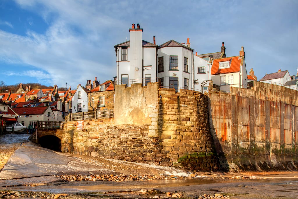 Robin-Hoods-Bay-Casa-Del-Artista2